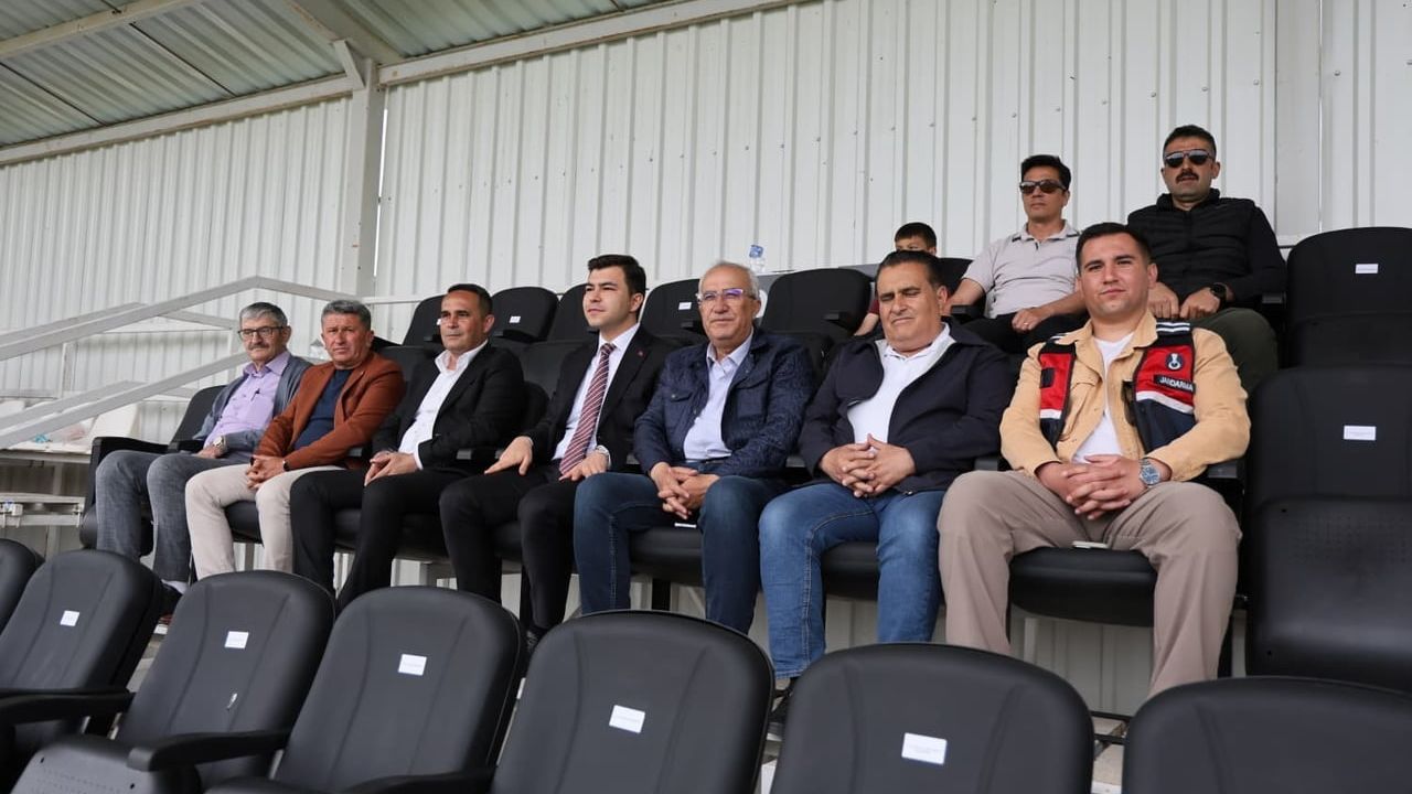 Çameli Kurumlar ve Mahalleler Arası Futbol Turnuvası'nda şampiyon Kalınkoz Gençlik Spor
