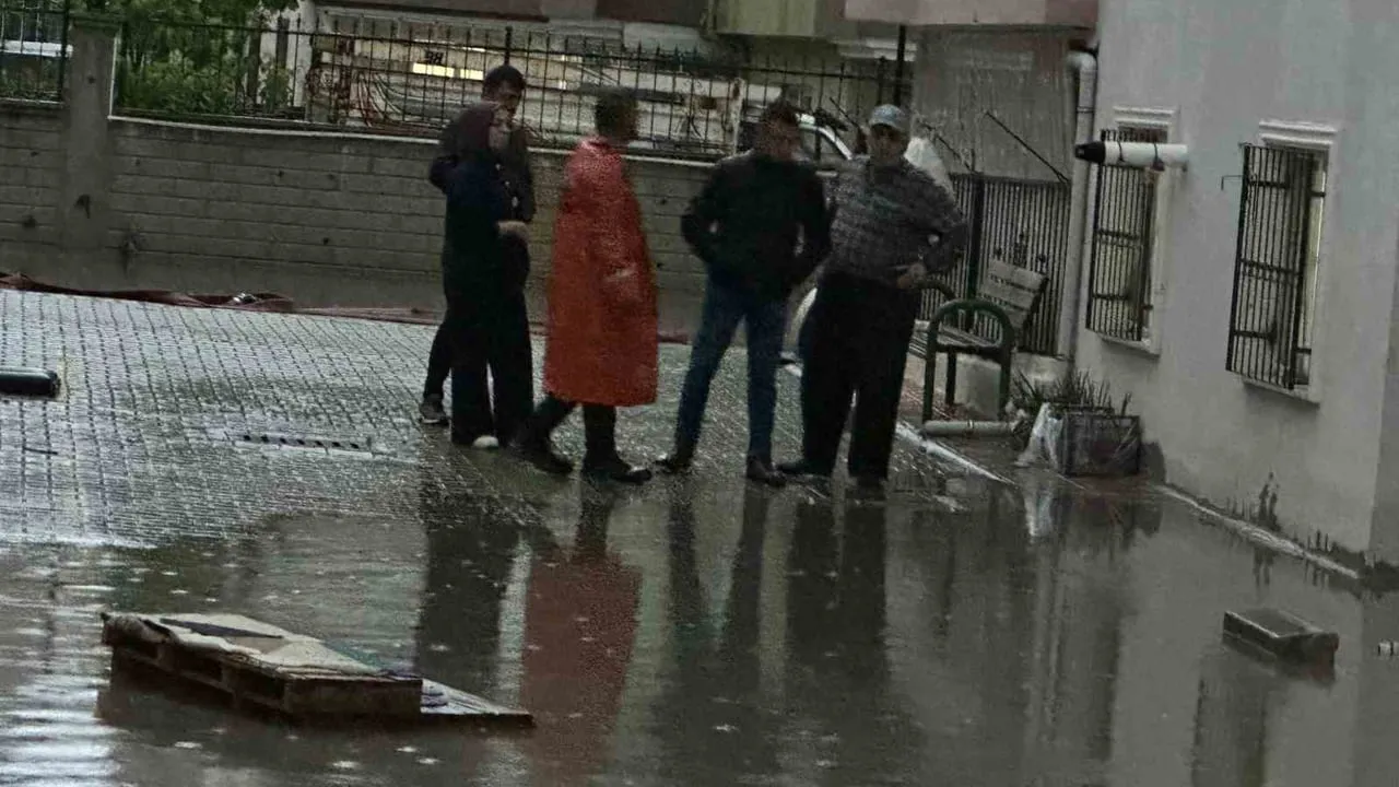 Çankırı’da sağanak: metrekareye 41 kg yağış, 583 su baskını ihbarı