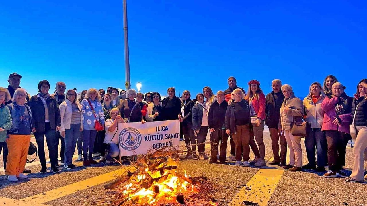 Çeşme Ilıca'da Dördüncü Hıdırellez Şenliği: Geleneksel Ritüeller ve Yeni Projeler