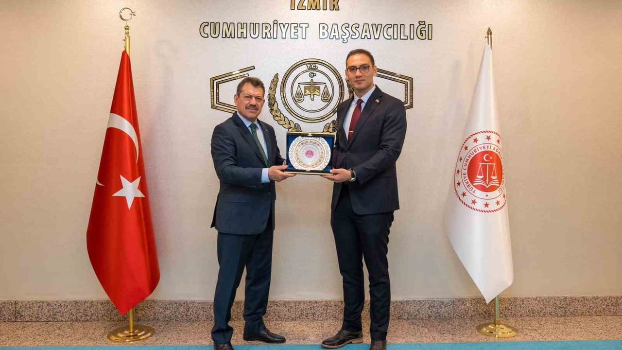 Ceza ve Tevkifevleri Genel Müdür Yardımcısı Enes Kocakale, İzmir Cumhuriyet Başsavcısı Ali Yeldan'ı Ziyaret Etti
