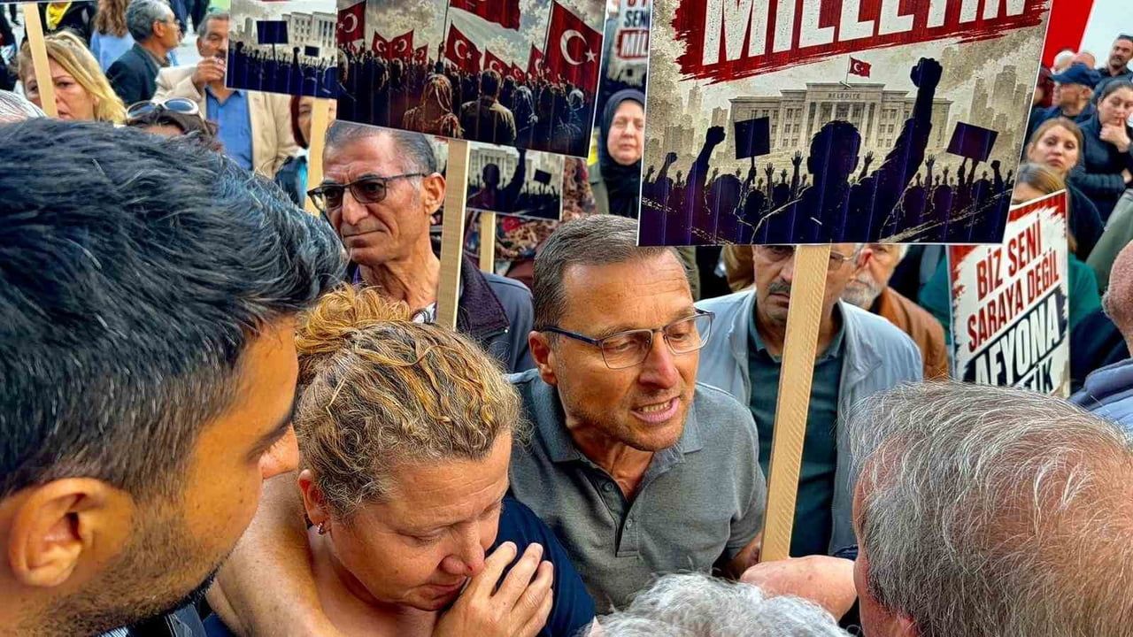 CHP İl Başkanı Hasan Karadeniz'den Burcu Köksal hakkındaki AK Parti iddialarına ilişkin açıklama