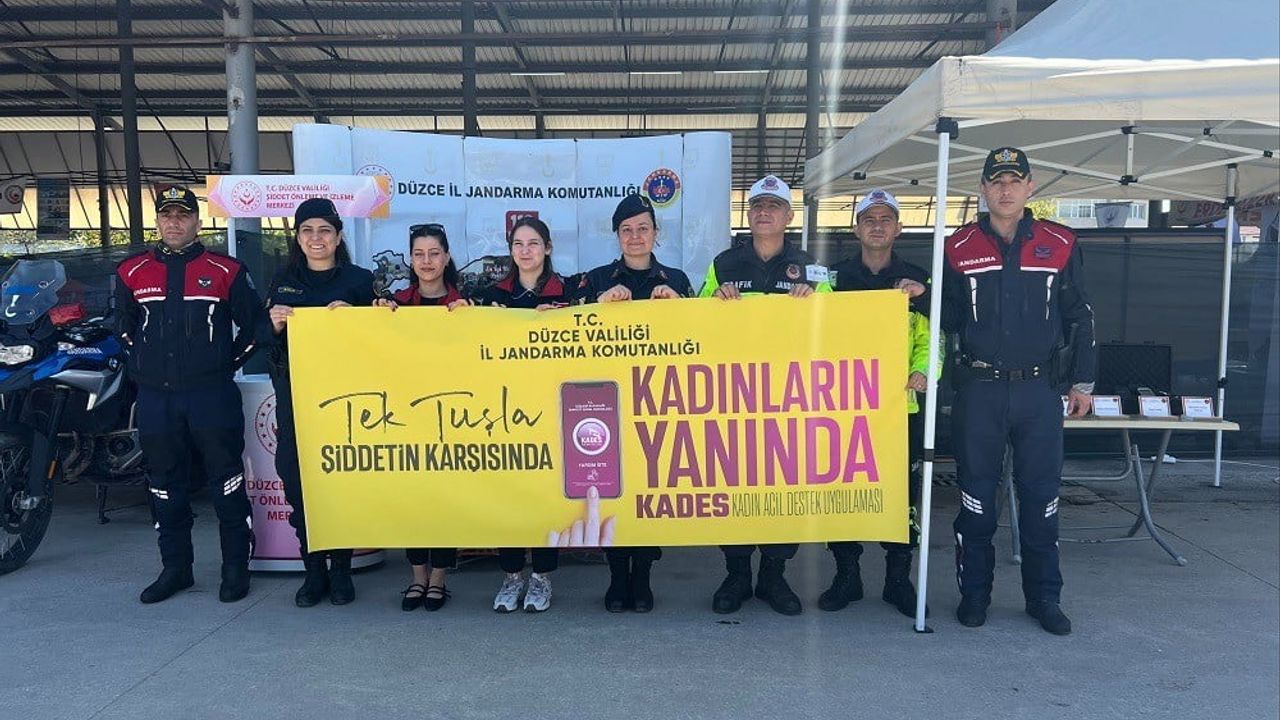 Çilimli'de jandarmadan KADES ve kadına yönelik şiddet bilgilendirmesi