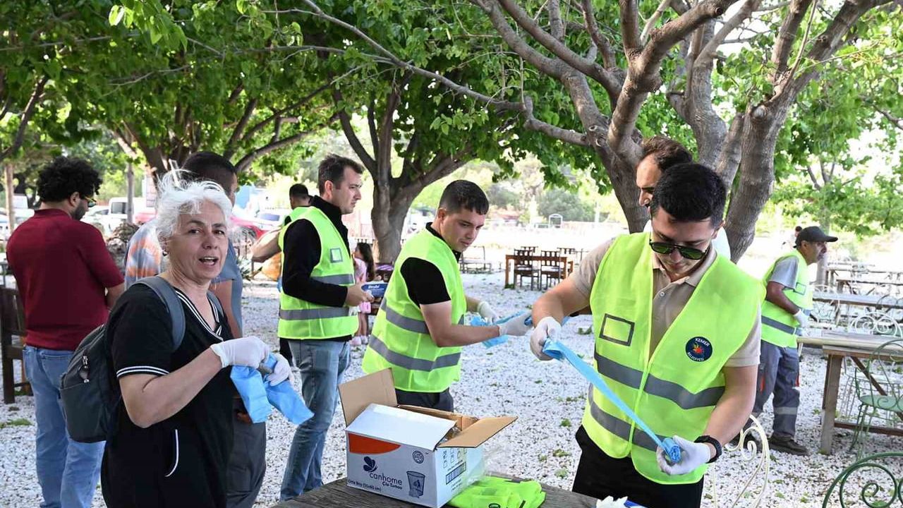 Çıralı Sahilinde Temizlik Etkinliği: Plastik Atıklar ve Gemi Kaynaklı Kirliliğe Dikkat Çekildi