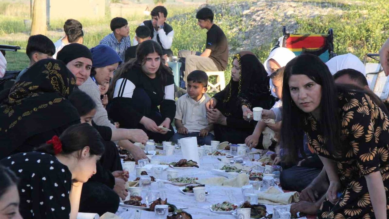 Cizre'de Engelli Anneleriyle Anlamlı Buluşma: Engelliler Haftası ve Anneler Günü Etkinliği