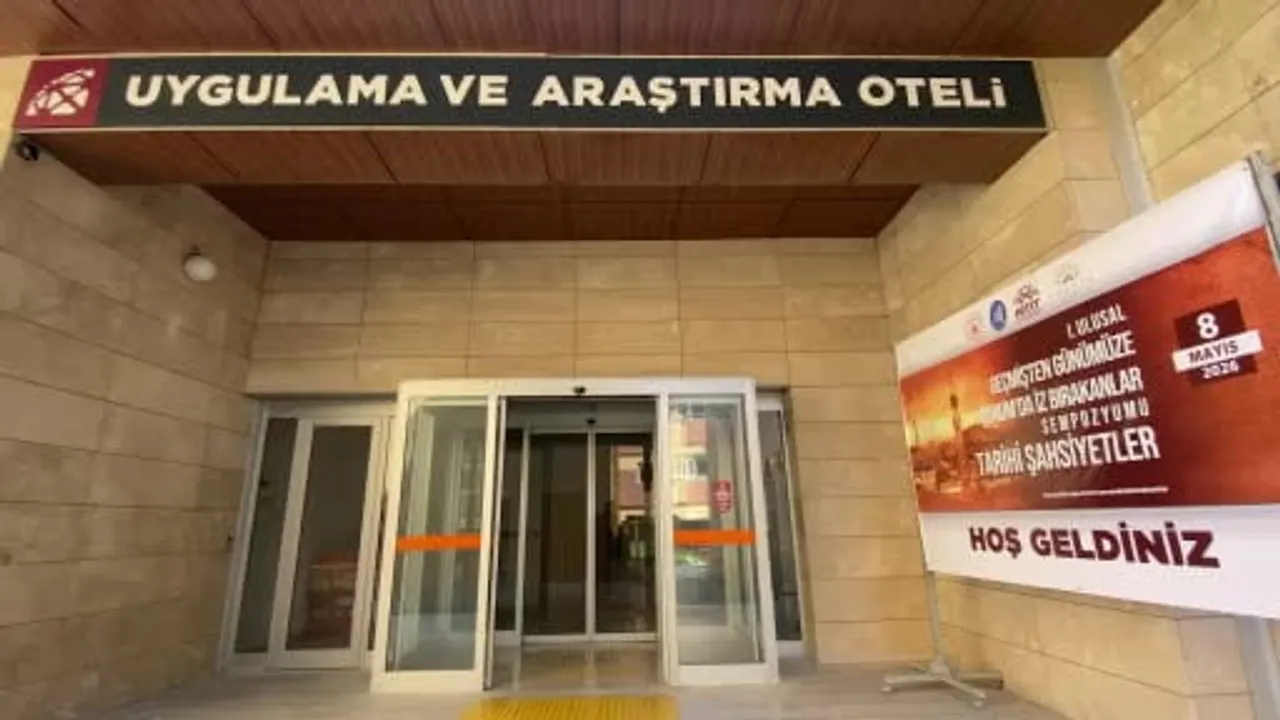 Çorum’da 'Geçmişten Günümüze İz Bırakanlar' sempozyumu: Veli Paşa Hanı ve Baltacı Mehmet Paşa konuşuldu