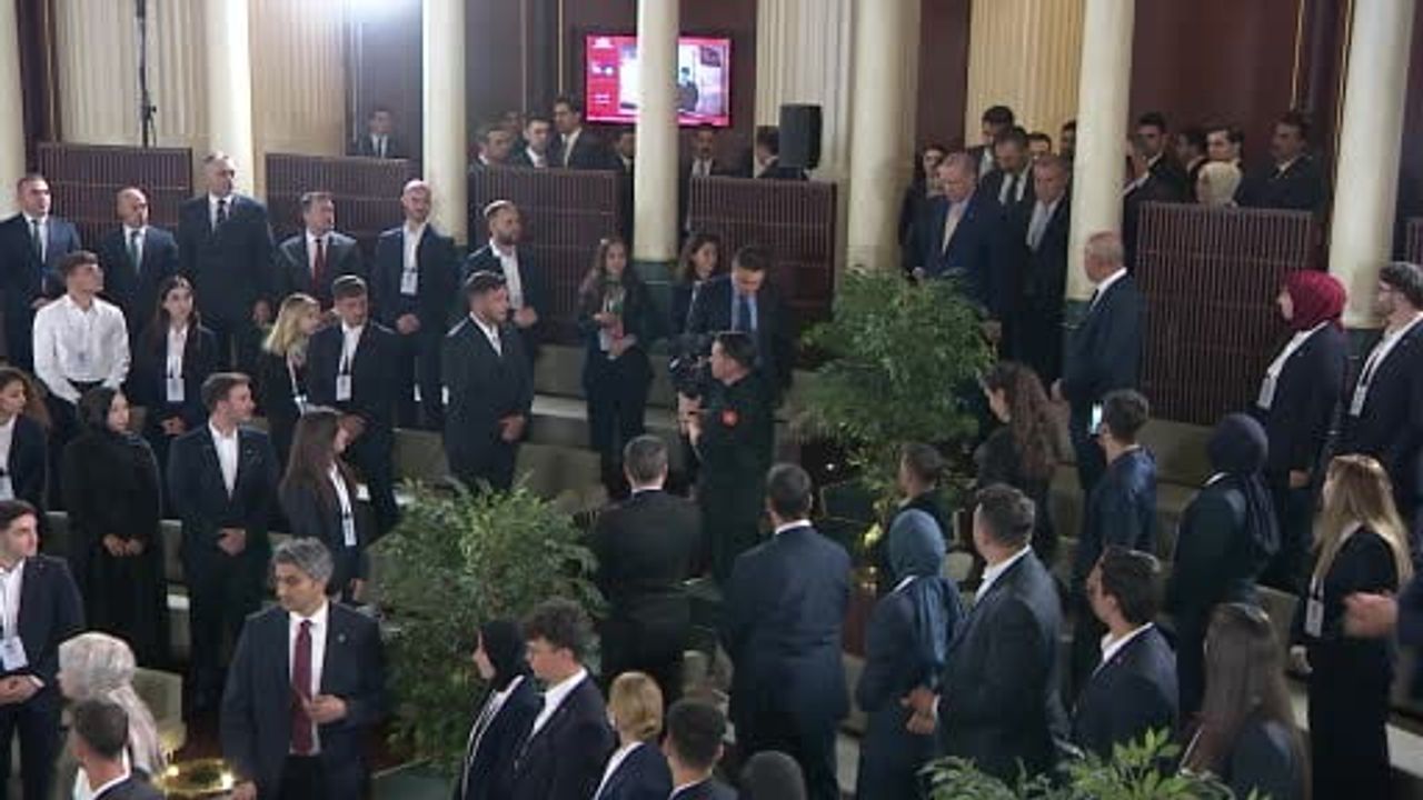 Cumhurbaşkanı Erdoğan 19 Mayıs'ta gençler ve milli sporcuları Cumhurbaşkanlığı Külliyesinde kabul etti
