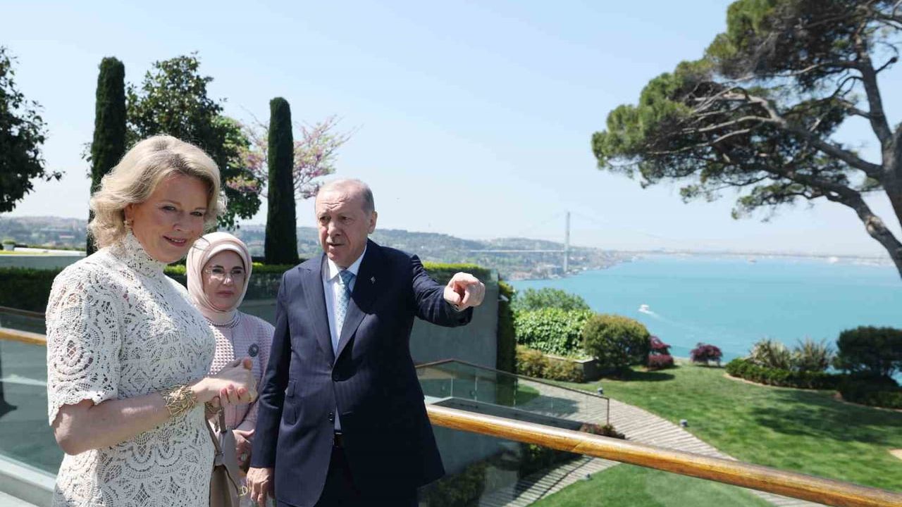 Cumhurbaşkanı Erdoğan, Belçika Kraliçesi Mathilde’i Vahdettin Köşkü’nde kabul etti