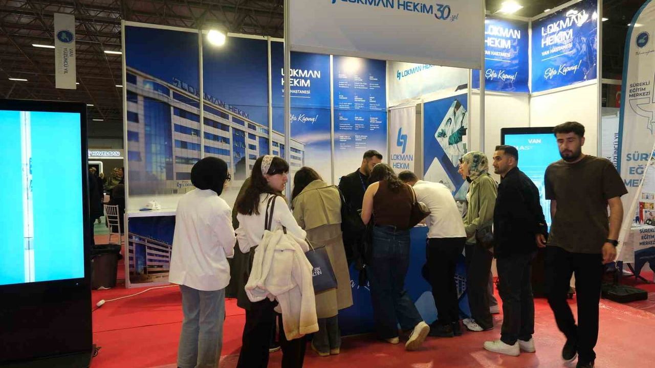 DAKAF’26'da Lokman Hekim Van Hastanesi gençlere kariyer rehberliği sundu