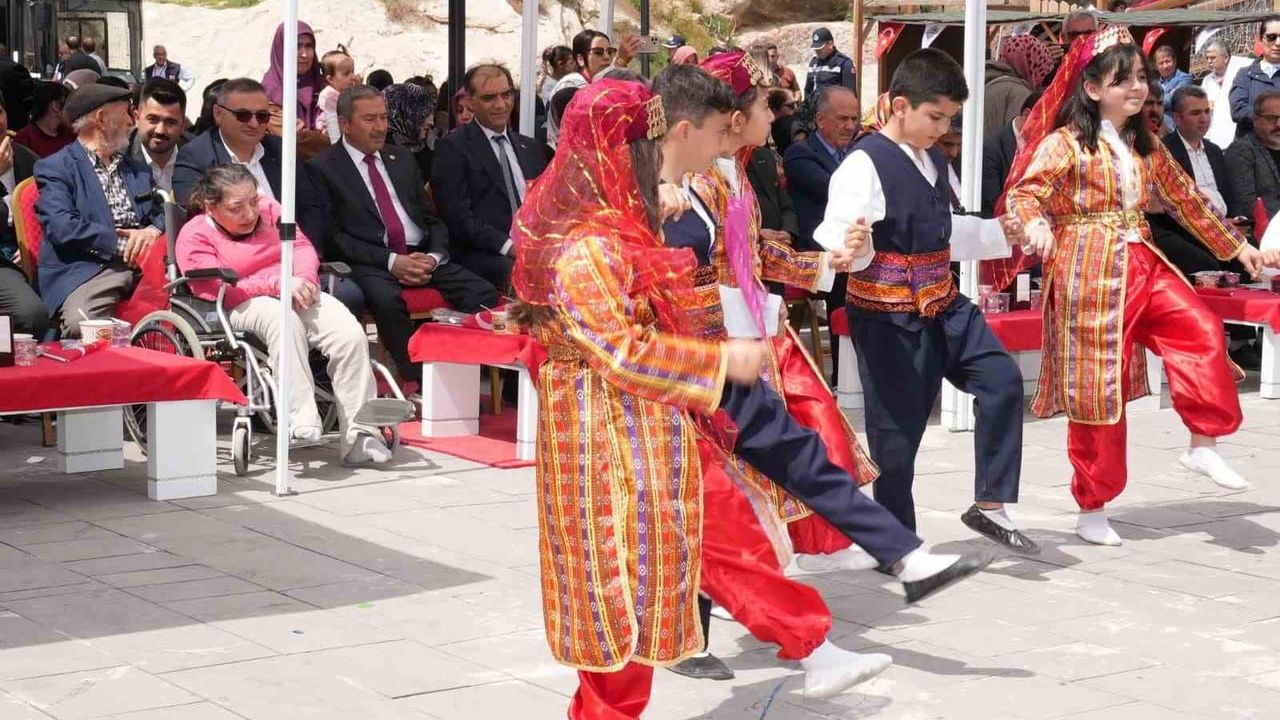 Darende'de Hıdırellez Şenliği: Birlik, Bereket ve Kardeşlik Vurgusu