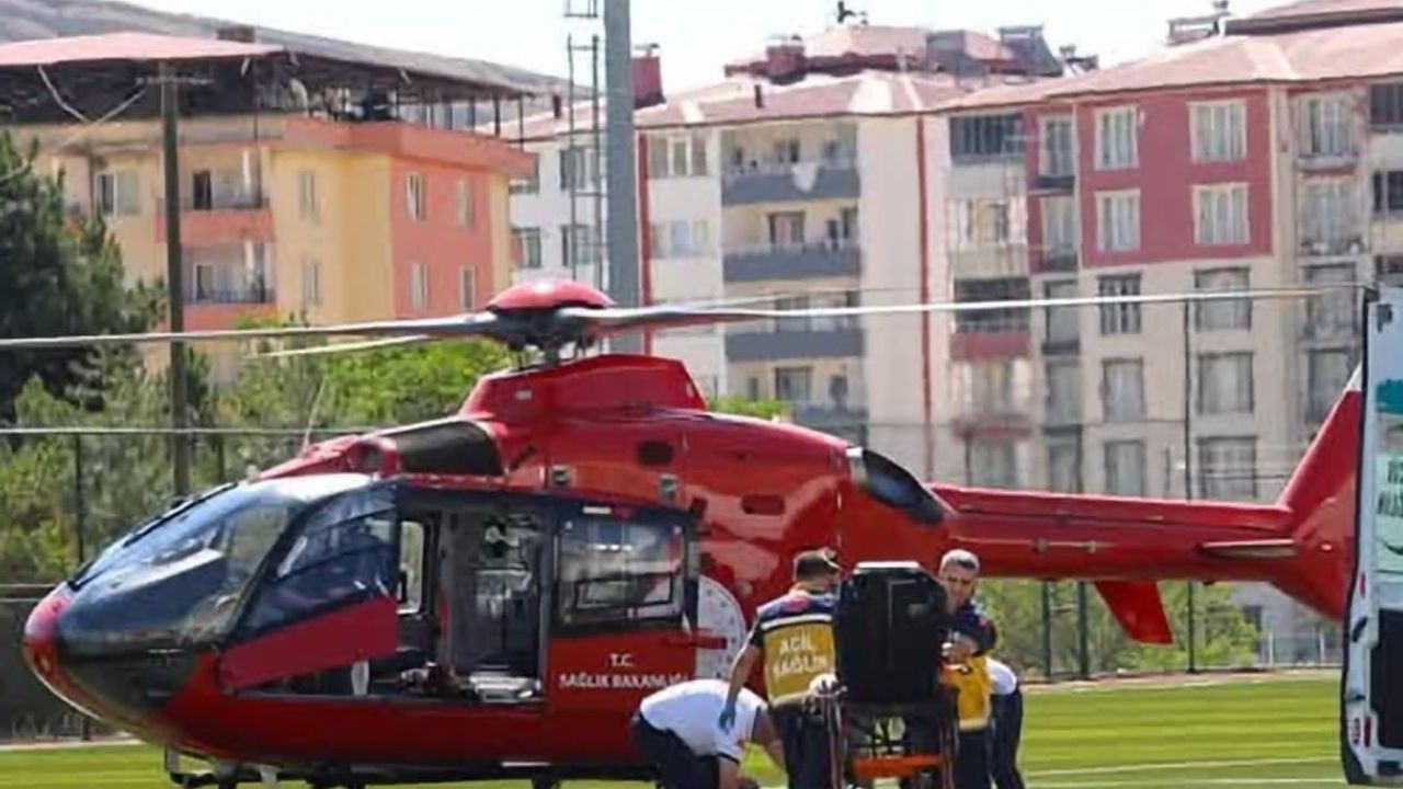 Darende'de Solunum Yetmezliği Gelişen 7 Aylık Bebek Hava Ambulansıyla Sevk Edildi