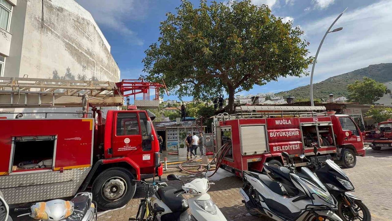 Datça’da restoranda baca yangını: İtfaiye müdahalesiyle kontrol altına alındı