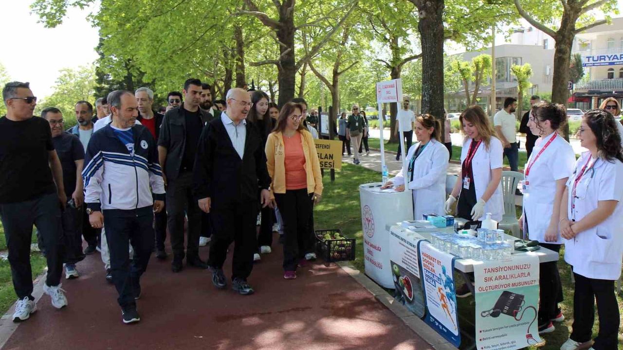 Denizli'de 10 Mayıs 'Sağlık İçin Hareket Et' Yürüyüşü düzenlendi