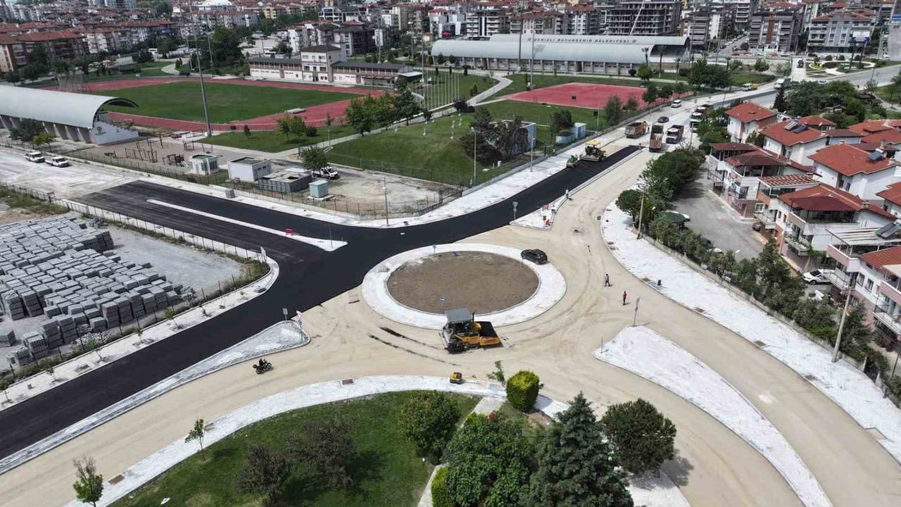 Denizli'de Gültepe–Mehmet Akif Ersoy Kavşağına Akıllı Kavşak ve Üstyapı Çalışması
