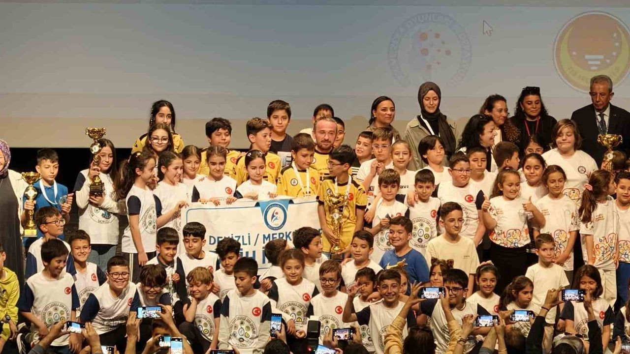 Denizli Fatih İlkokulu, 6. Türkiye Oyuncu Beyinler Turnuvası'nda en başarılı okul seçildi