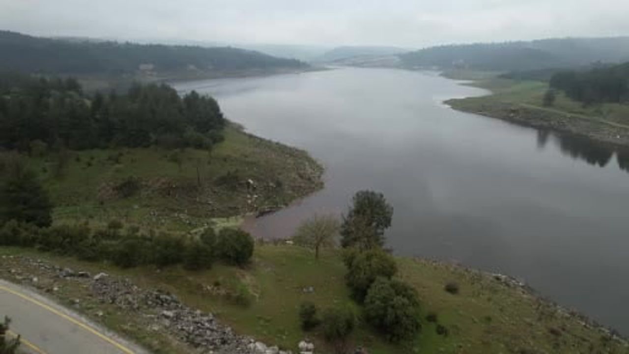 Derbent Barajı'nda eski yerleşim yeniden su altında kaldı — 6 yıllık kuraklık sona erdi