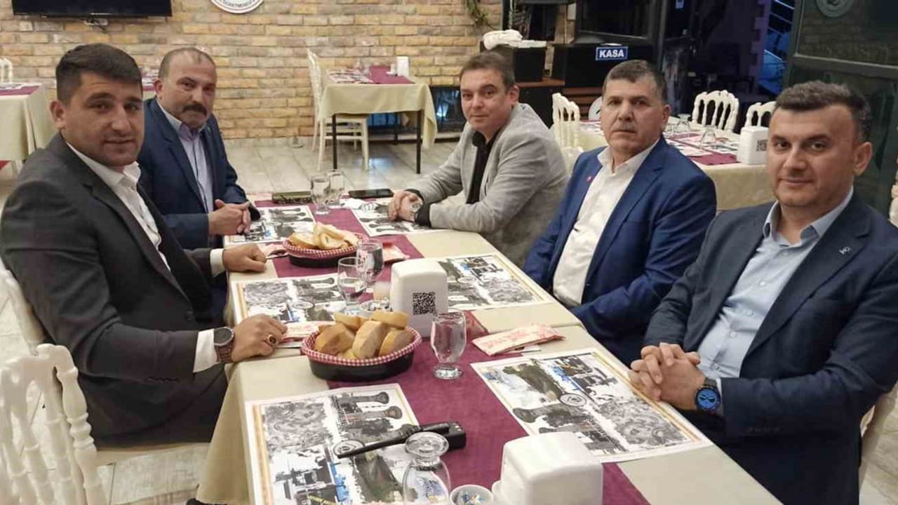 Devrek'te Siyasi Parti Temsilcileri İstişare Toplantısında Buluştu