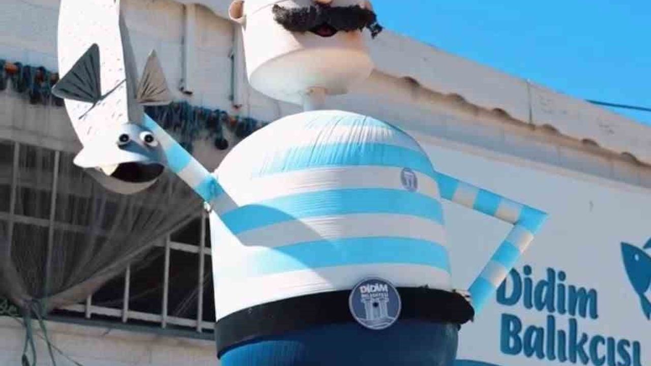 Didim Balıkçısı Altınkum’da denize sıfır konumuyla yoğun ilgi görüyor