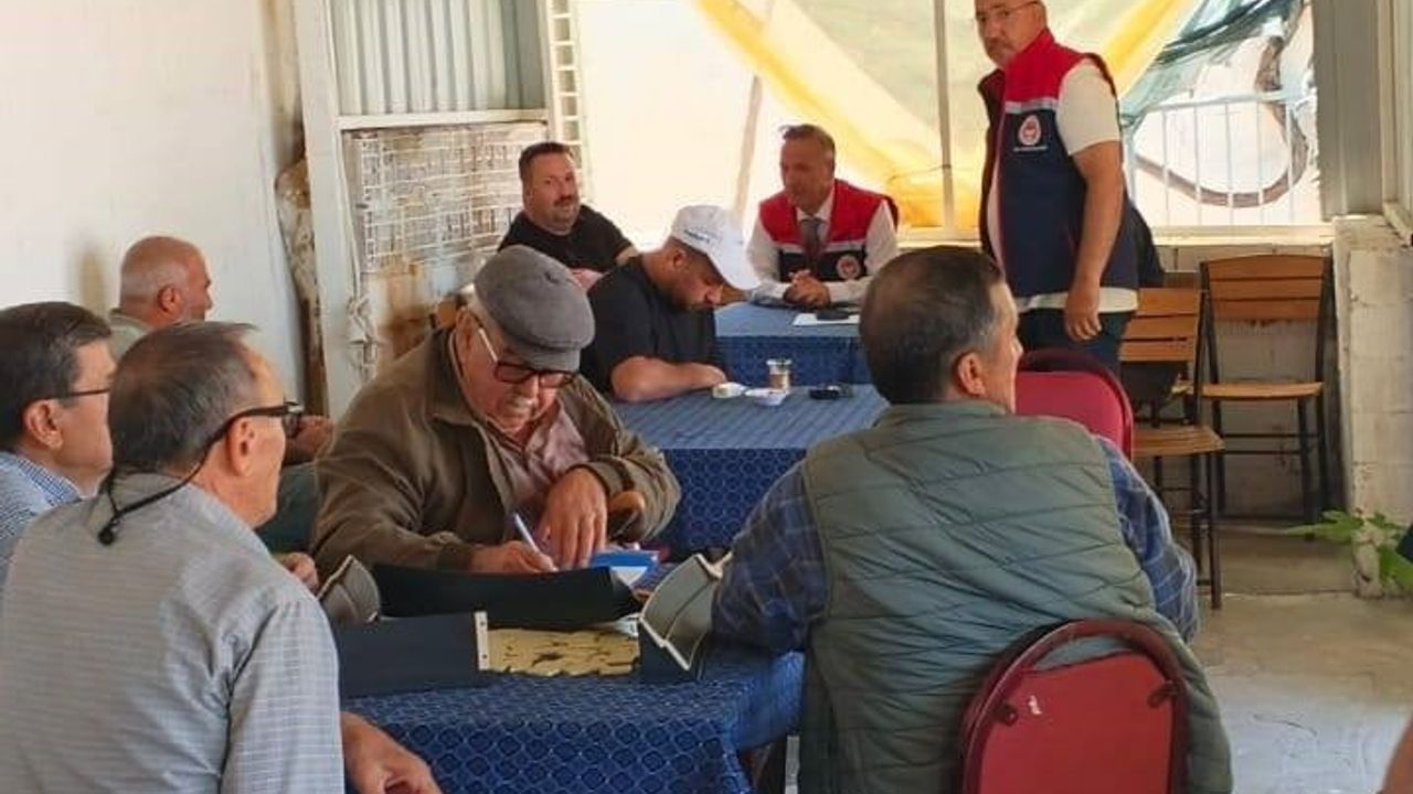 Didim'de üreticilere Kurban Bayramı öncesi hayvan sağlığı ve kayıt sistemi bilgilendirmesi