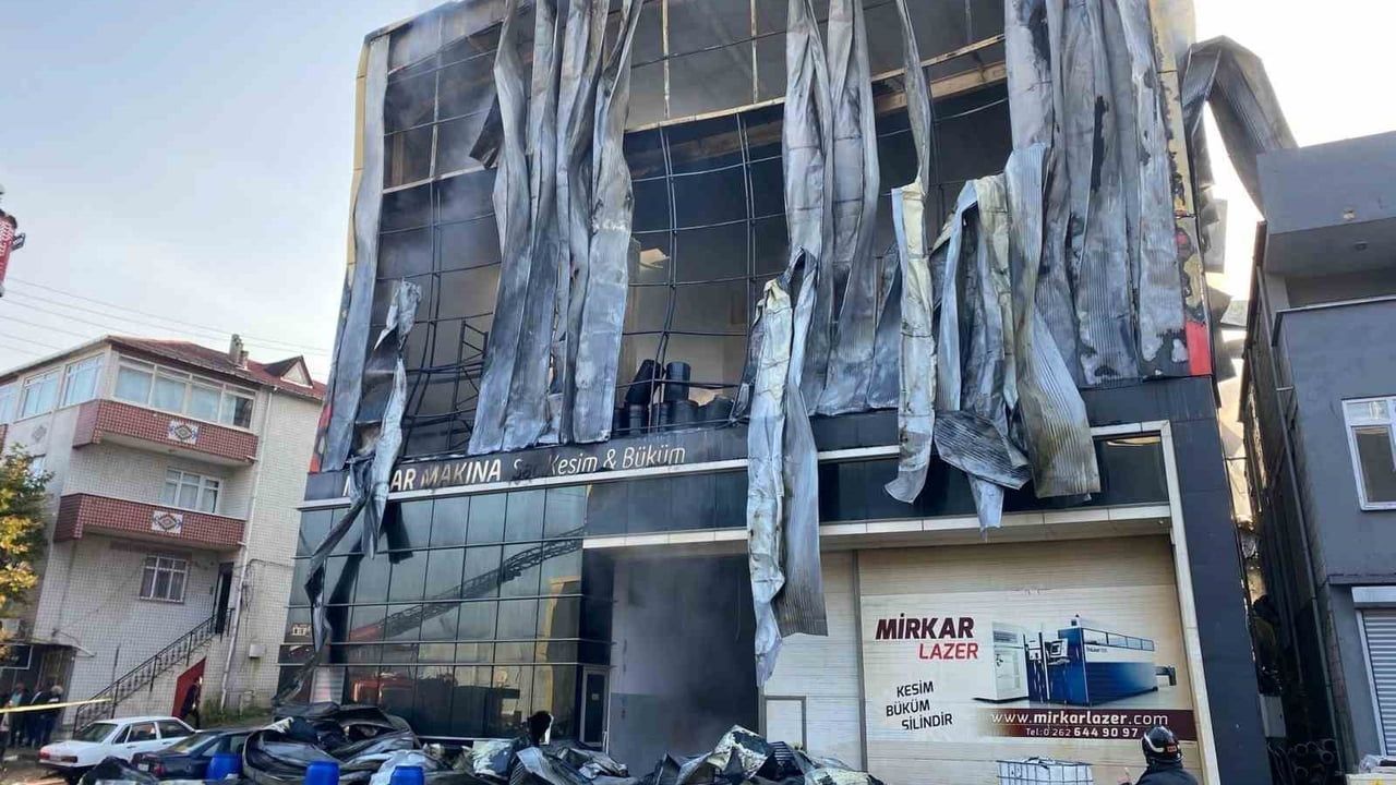 Dilovası kozmetik fabrikası yangını davasında polis tanığı: Fabrika sahiplerini Onay Y. ihbar etti