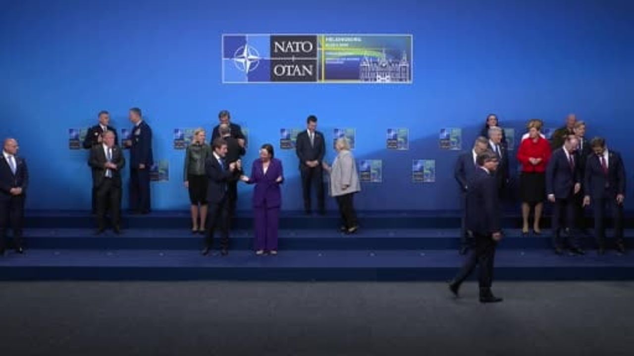 Dışişleri Bakanı Hakan Fidan, İsveç’te NATO Dışişleri Bakanları Aile Fotoğrafına Katıldı