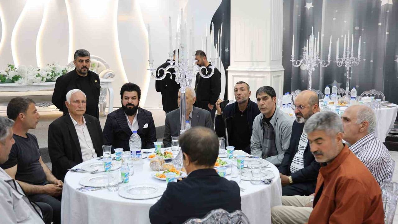 Diyarbakır’da Polat ve Korkut aileleri Anneler Günü’nde barıştı
