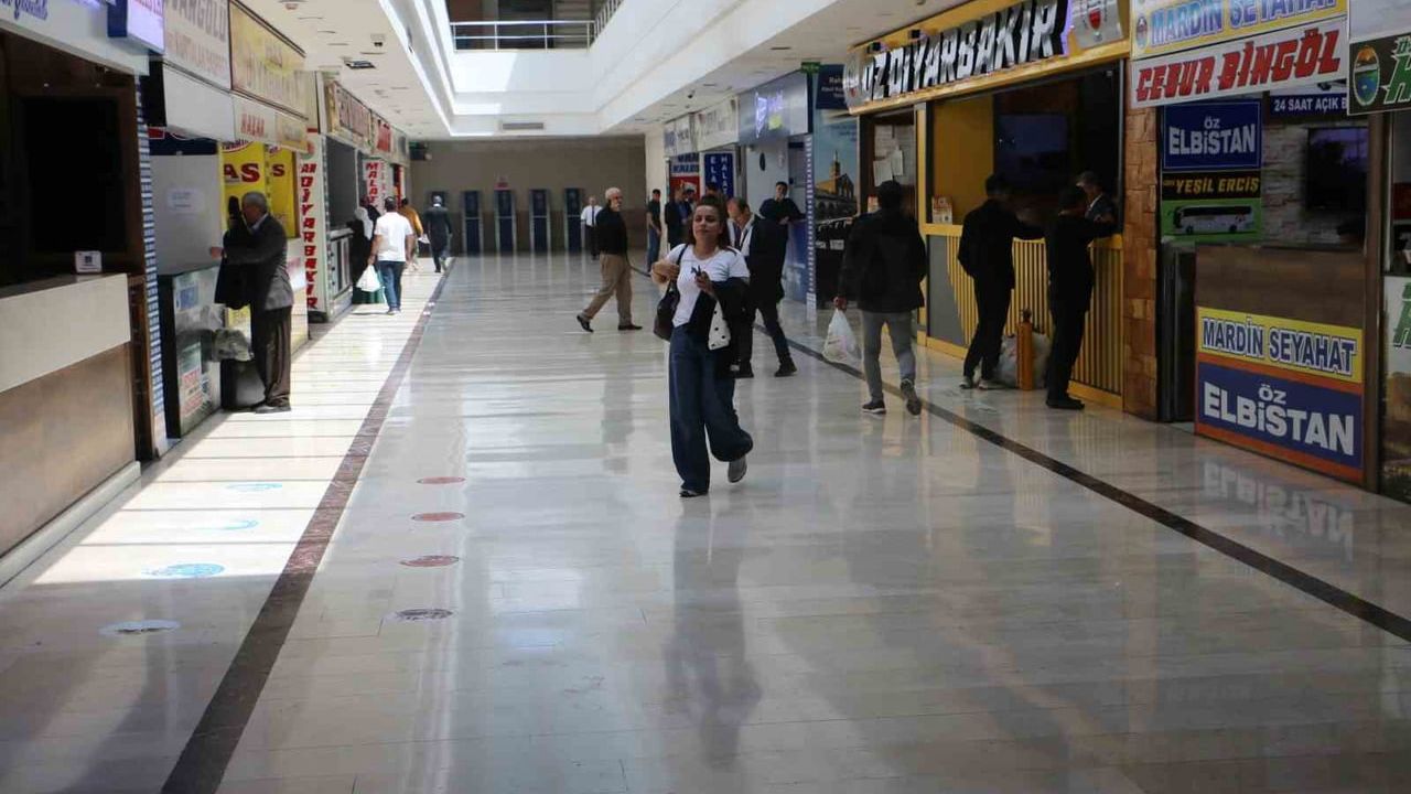 Diyarbakır Otogarı'nda Bayram Öncesi Beklenti: Firmalar Son Günlerden Umutlu