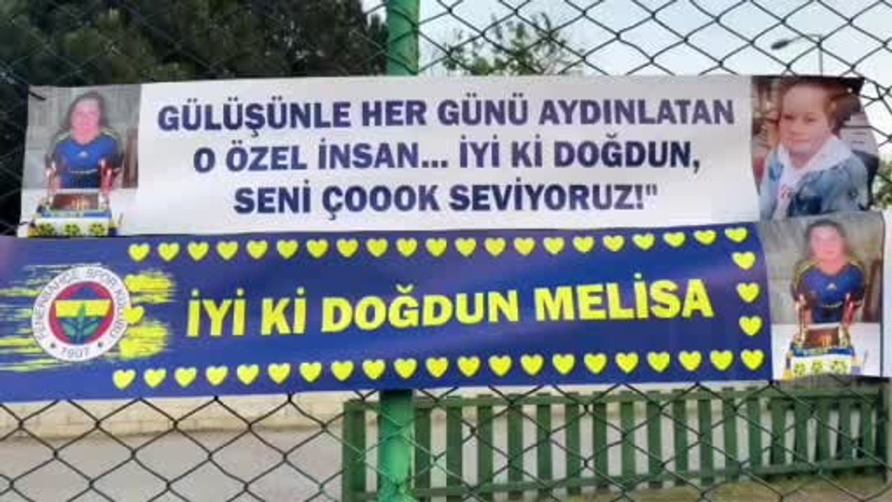Down sendromlu Melisa’nın halı saha hakemliği hayali Üsküdar’da gerçeğe dönüştü