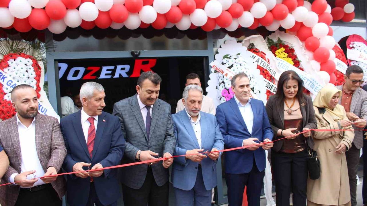 Dozerr Kafe 38 Talas’ta açıldı: Kafe, restoran ve oyun alanı konsepti