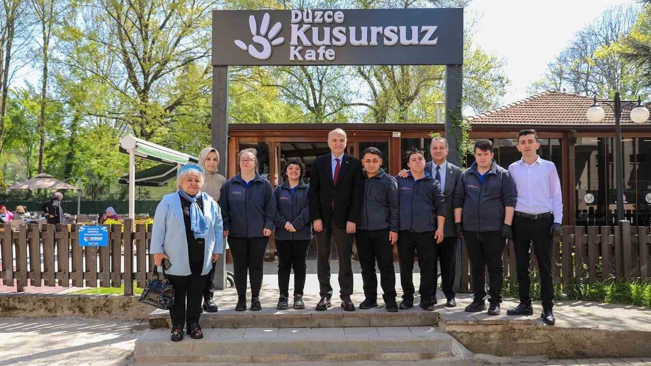 Dr. Faruk Özlü: Engelliler Haftası'nda Erişilebilir Kent İçin İşbirliği Çağrısı