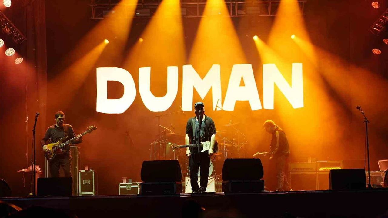 Duman Konseriyle Gençlik Festivali Manisa'da 19 Mayıs'ı Coşkuyla Sona Erdirdi