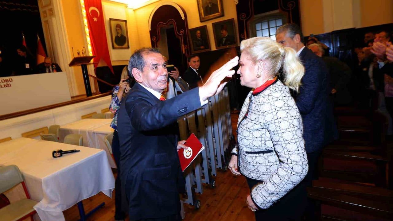 Dursun Özbek yeniden başkan: Galatasaray'da 4. dönem