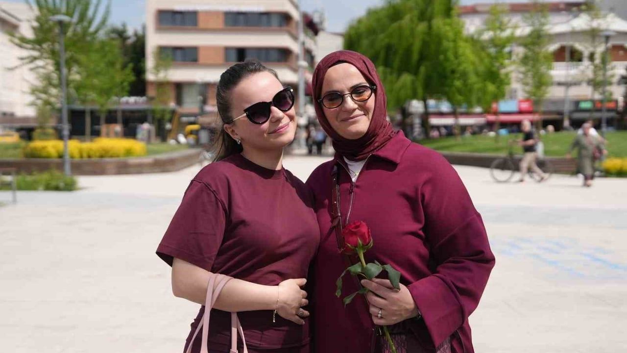 Düzce Belediyesi'nden Anneler Günü'ne Özel Duygusal ve Eğlenceli Video