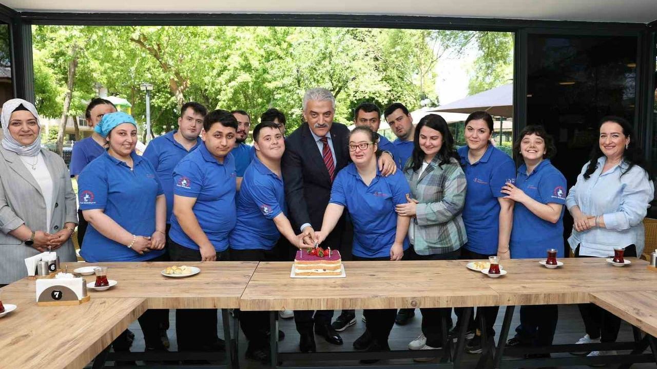 Düzce'de Kusursuz Kafe ile özel bireylere yönelik kapsayıcı istihdam modeli