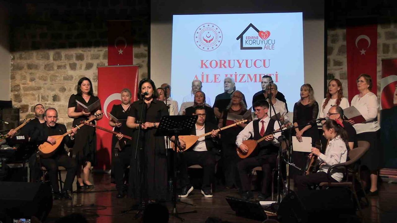 Edirne'de koruyucu aile tanıtımı: Anneler Günü'nde türkülerle farkındalık