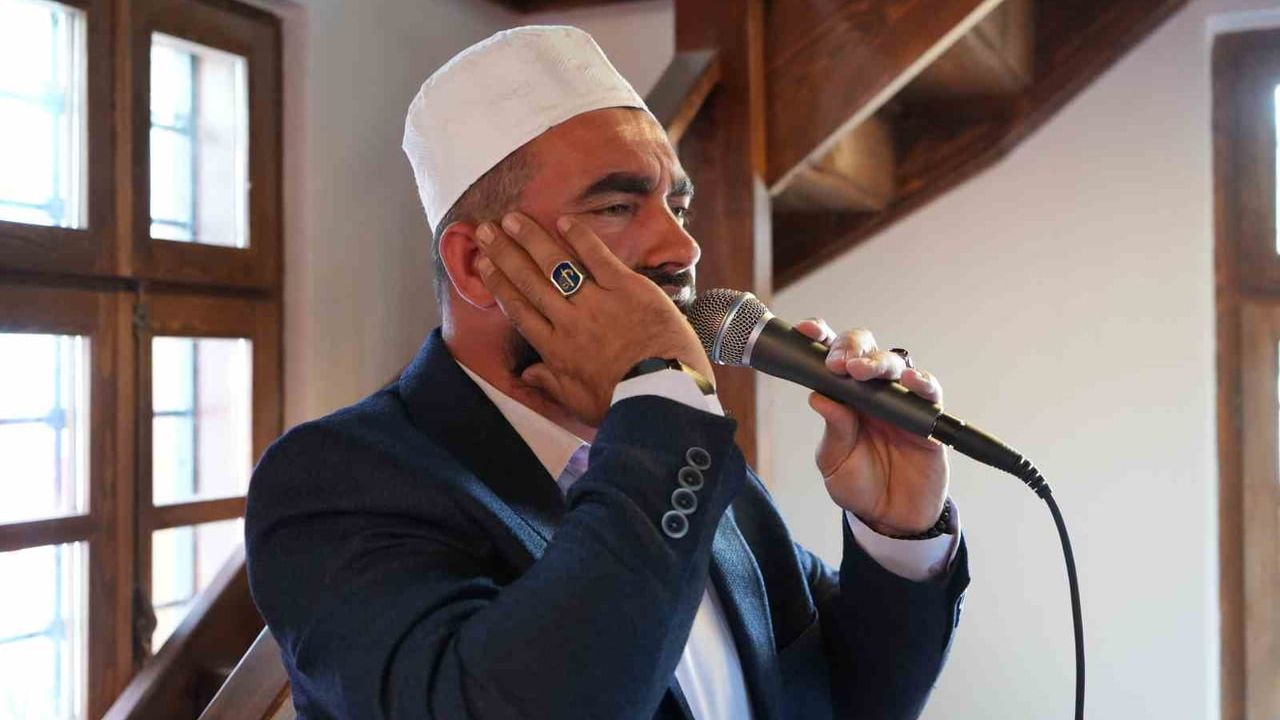 Edirne'de Tarihi Şeyh Şücaeddin Camii Restorasyonun Ardından Yeniden İbadete Açıldı