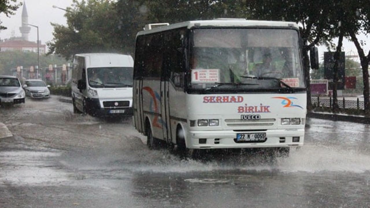 Edirne'de Toplu Ulaşım Ücretlerine Zam: Meclis Kararı ve Vatandaş Tepkileri