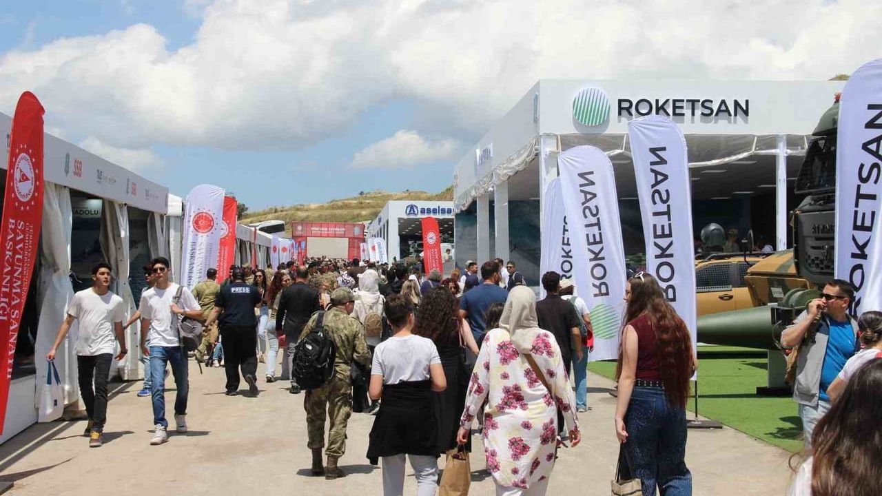 EFES 2026 Savunma Sanayi Sergisi halk gününde ziyaretçilere kapılarını açtı