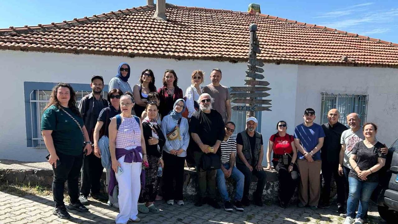 Ege Üniversitesi Sanat Tarihi Öğrencileri Aliağa'da saha çalışması gerçekleştirdi