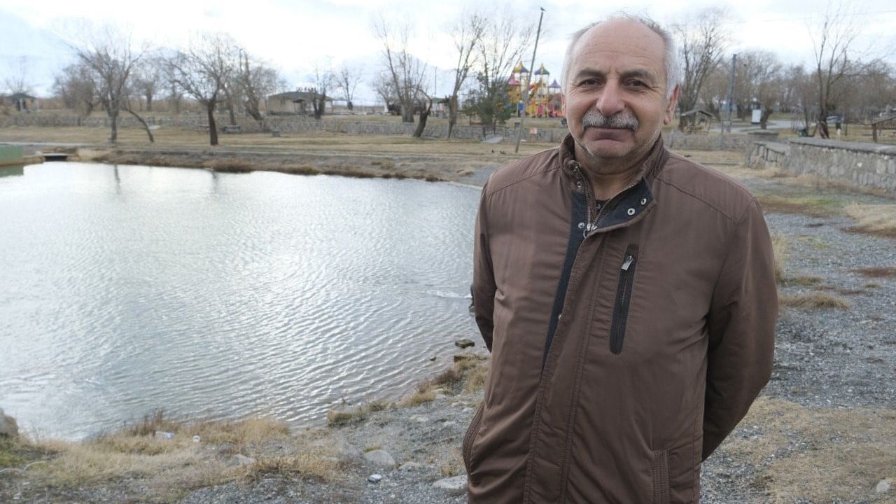 Ekşisu (Erzincan): Beş ayrı su kaynağı aynı noktadan çıkıp karışmıyor