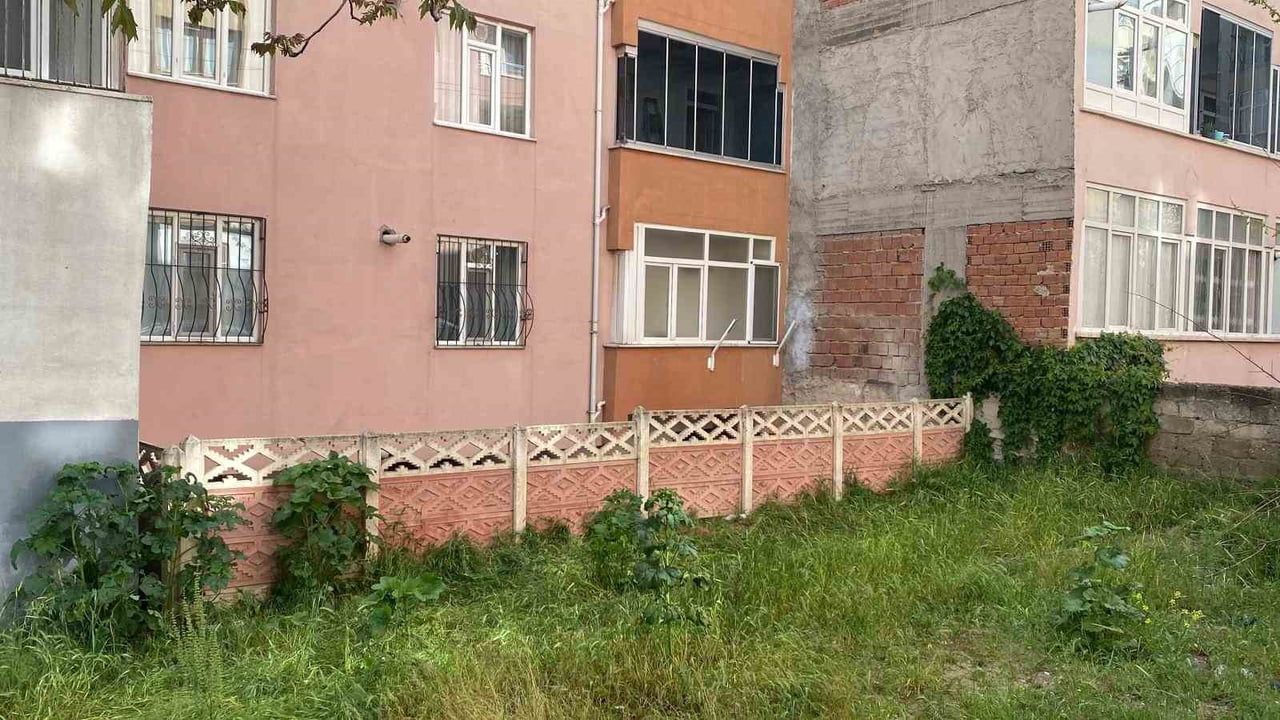 Elazığ'da 5. kattan düşen 17 yaşındaki genç kız hayatını kaybetti