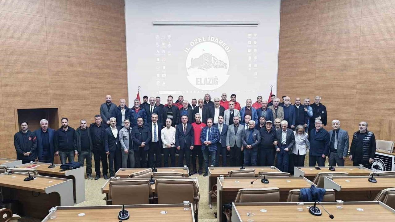 Elazığ’da UEFA Kaleci B Antrenör Eğitim Programı Münir Yılmaz Anısına Başladı