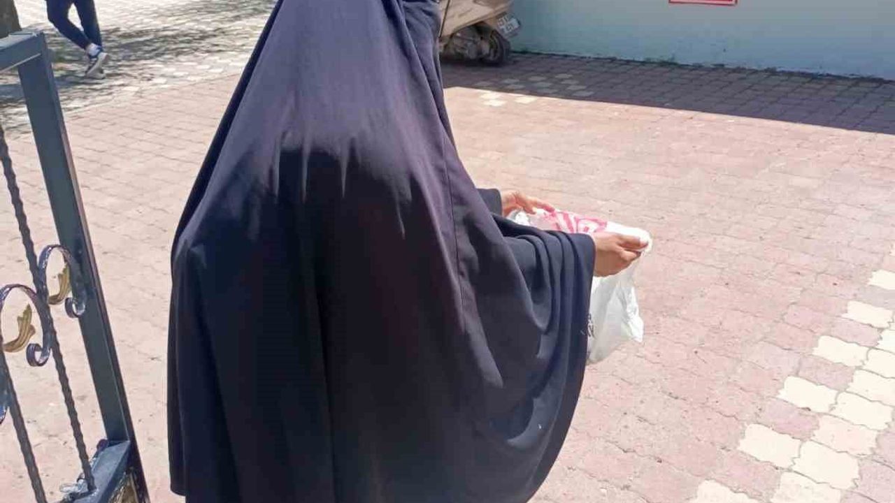 Elazığ'da zabıta operasyonu: cami ve hastane çevresinde 8 dilenci yakalandı