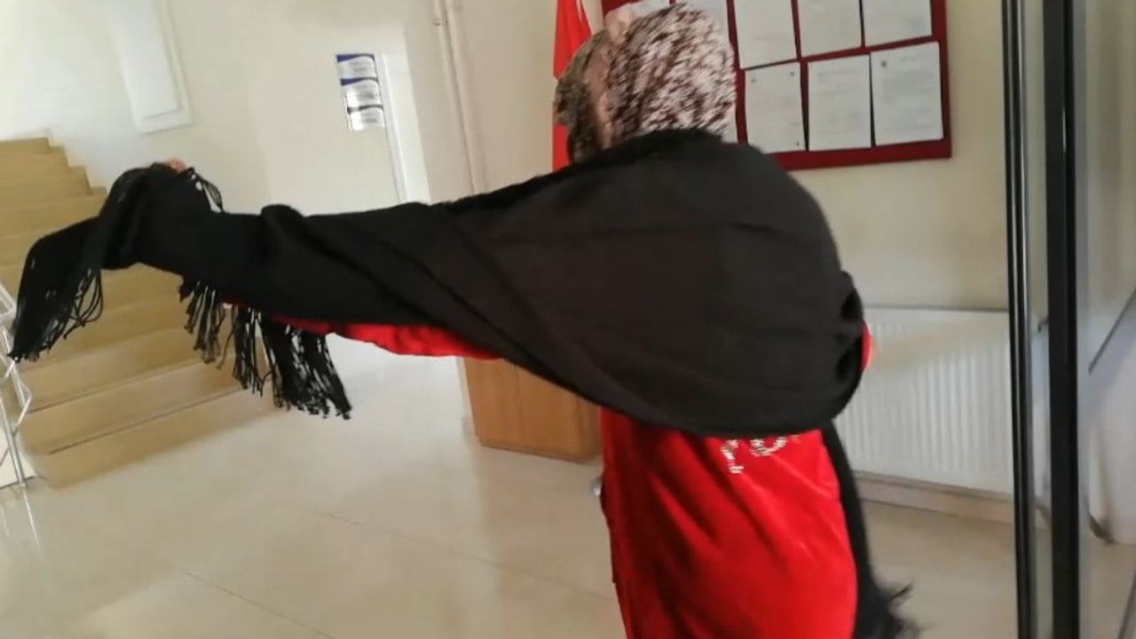 Elazığ'da zabıta operasyonu: Osmaniye kaynaklı dilenci şebekesi yakalandı