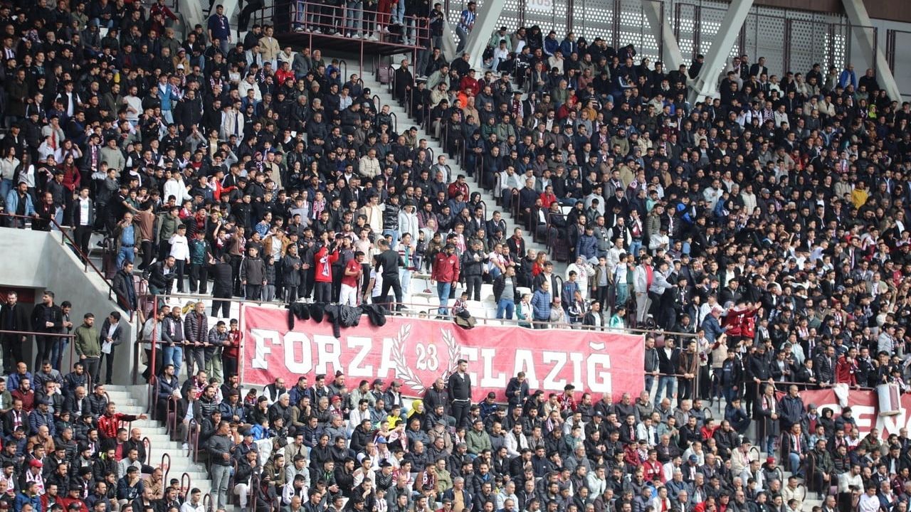 Elazığ Valiliği ve Belediyesi, Elazığspor taraftarları için 35 otobüs tahsis etti