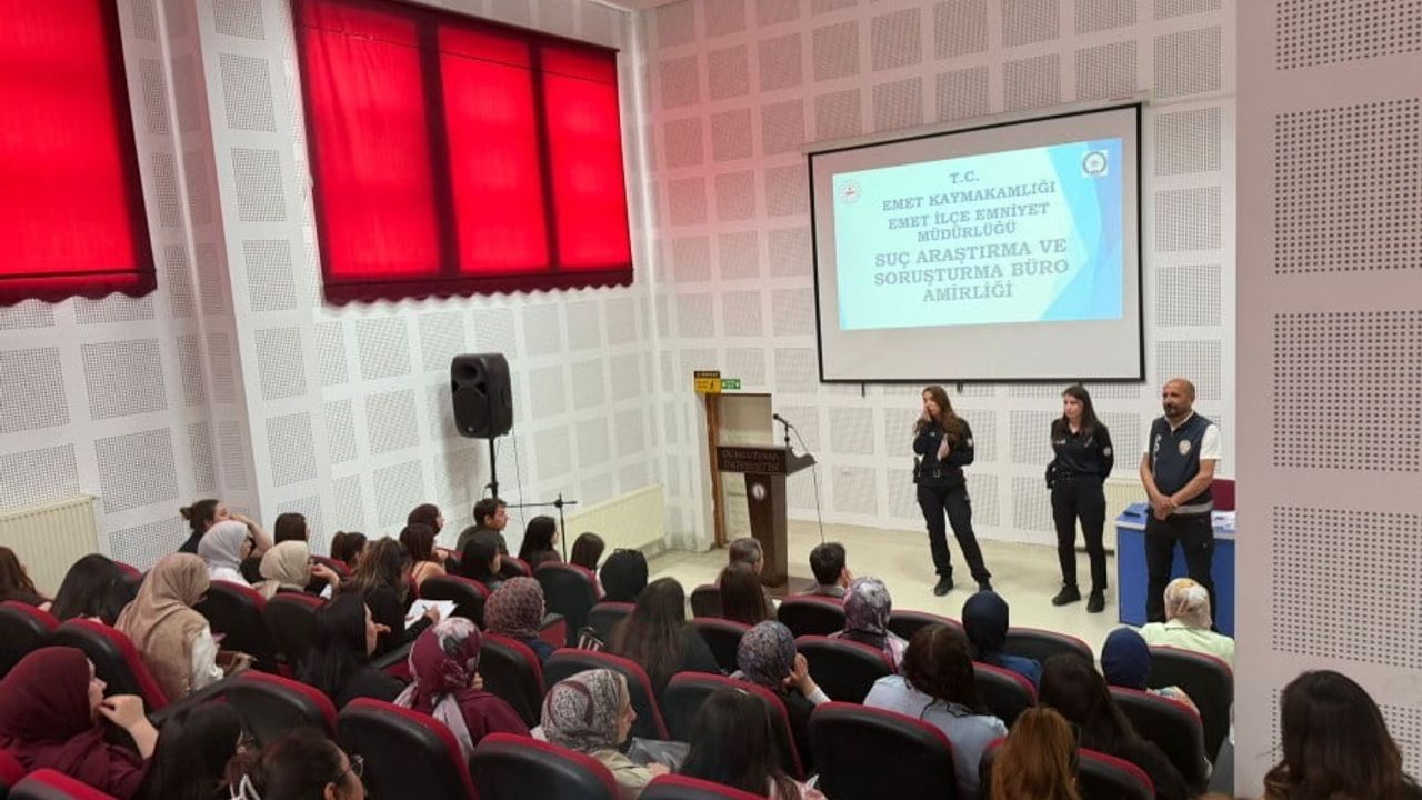 Emet MYO'da KADES Uygulaması ve Dolandırıcılıkla Mücadele Eğitimi Düzenlendi