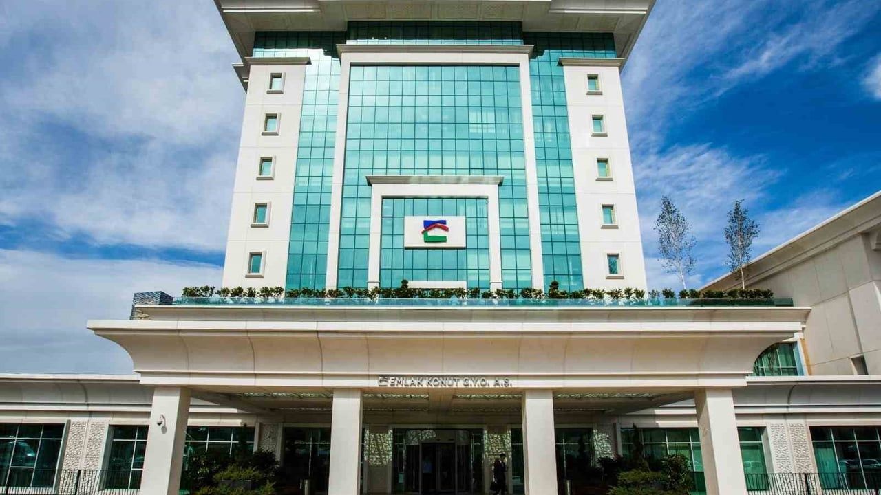 Emlak Konut GYO ilk uluslararası sukuk ihracını 650 milyon dolar ile tamamladı