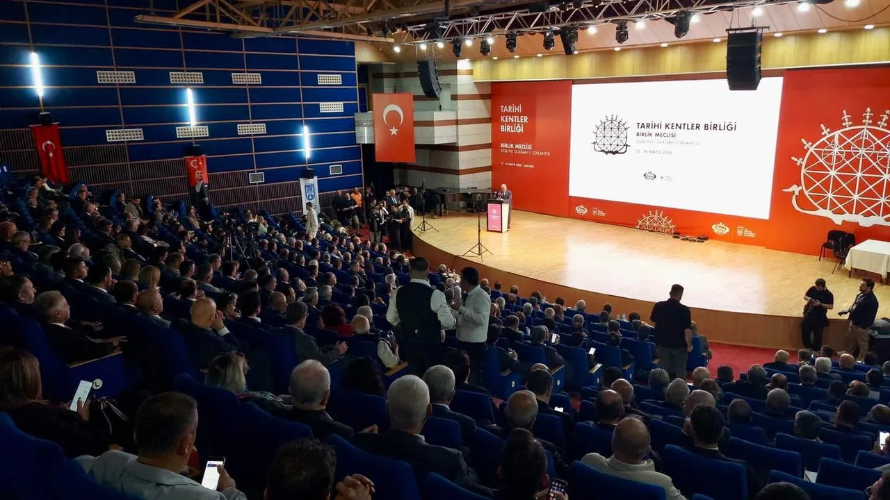 Emrah Özdemir, Tarihi Kentler Birliği encümen üyeliğine seçildi