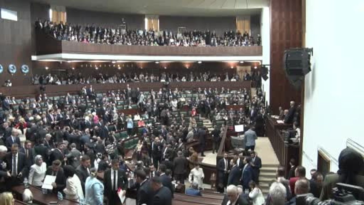 Erdoğan, AK Parti Grup Toplantısında Açıklamalarda Bulundu