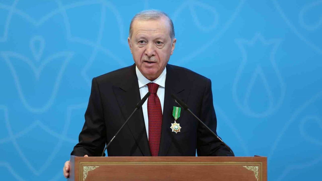 Erdoğan'ın Astana ziyareti: Türkiye ile Kazakistan arasında 13 anlaşma imzalandı