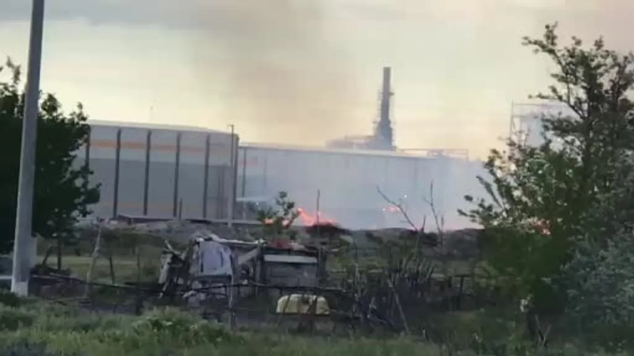 Ereğli'de kağıt fabrikası bahçesindeki yangın itfaiye tarafından söndürüldü